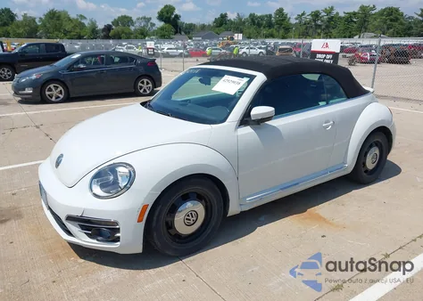 2015 Volkswagen Beetle 1.8T из США, поврежденный, VIN 3VW517AT2FM813220